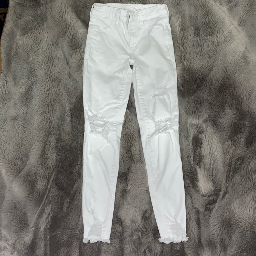 American Eagle White High Rise Jegging